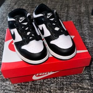 Nike dunk low panda sneakers